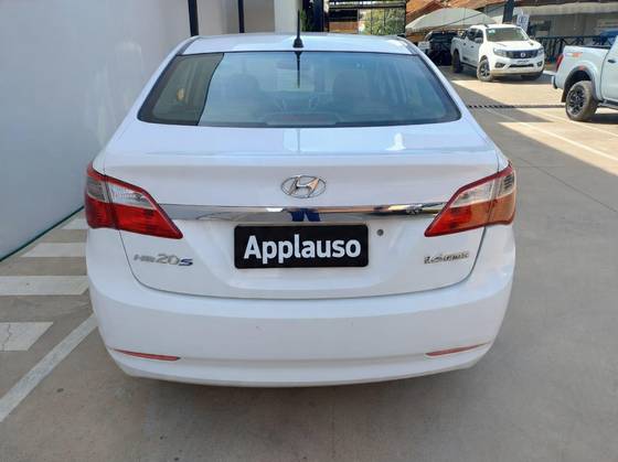 HYUNDAI HB20S 1.6 COMFORT STYLE 16V FLEX 4P MANUAL
